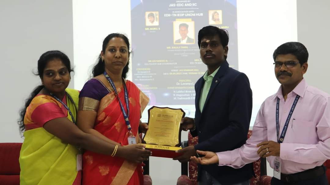 Outstanding Mentor
